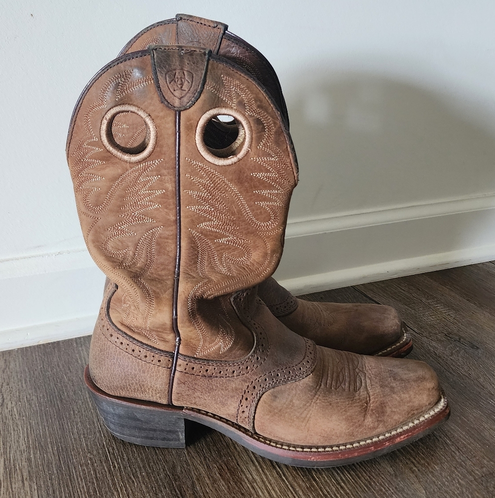 *SOLD* ARIAT Roughstock Boots Mens Leather Size 7.5D Style: 10002227 - Picture 1 of 8